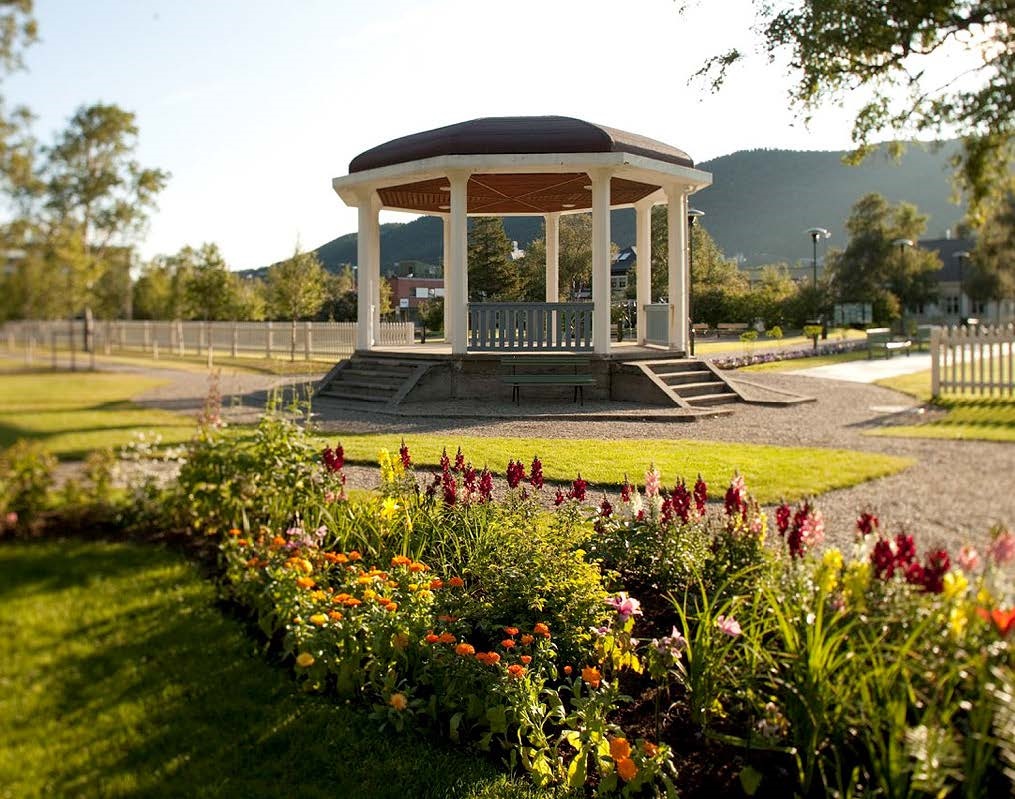 Frednings&shy;sak frem til vedtak 7