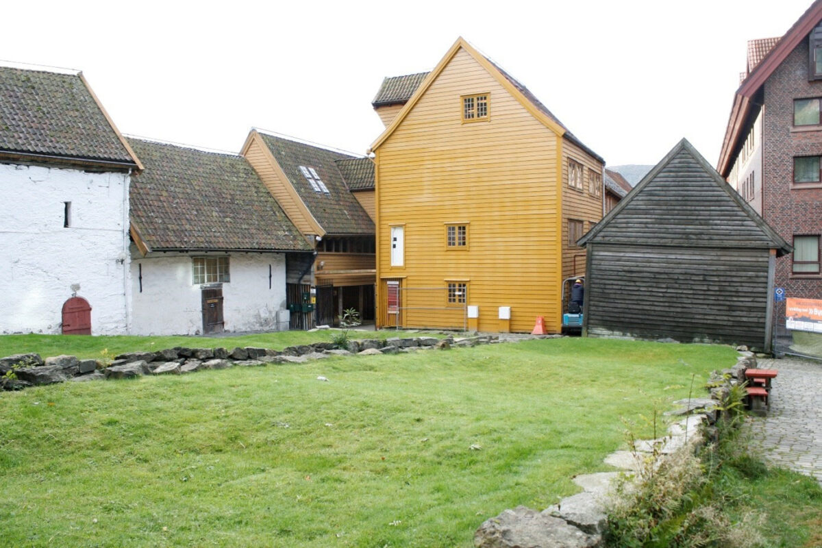 Klimatilpassingstiltak og miljøovervaking på Bryggen i Bergen 5