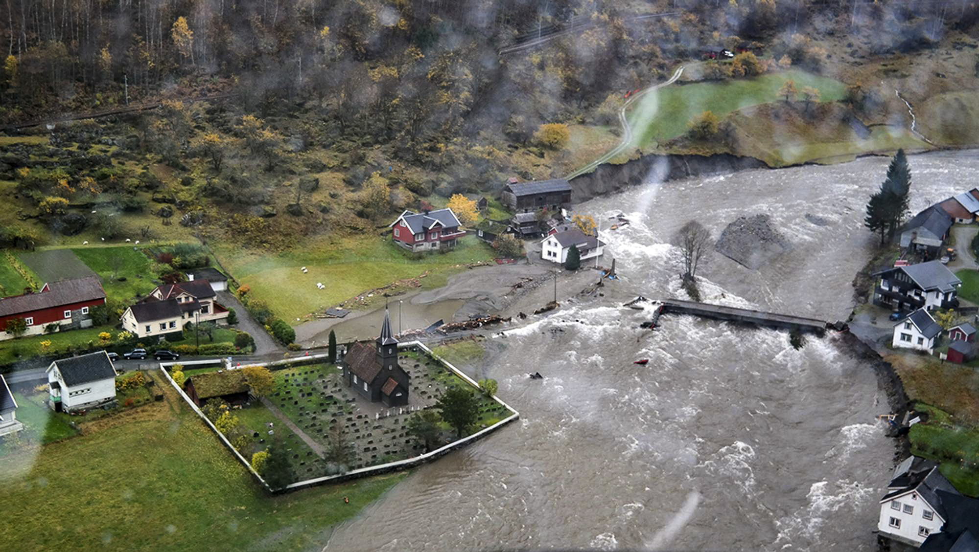 Heving av kyrkjebygg 1