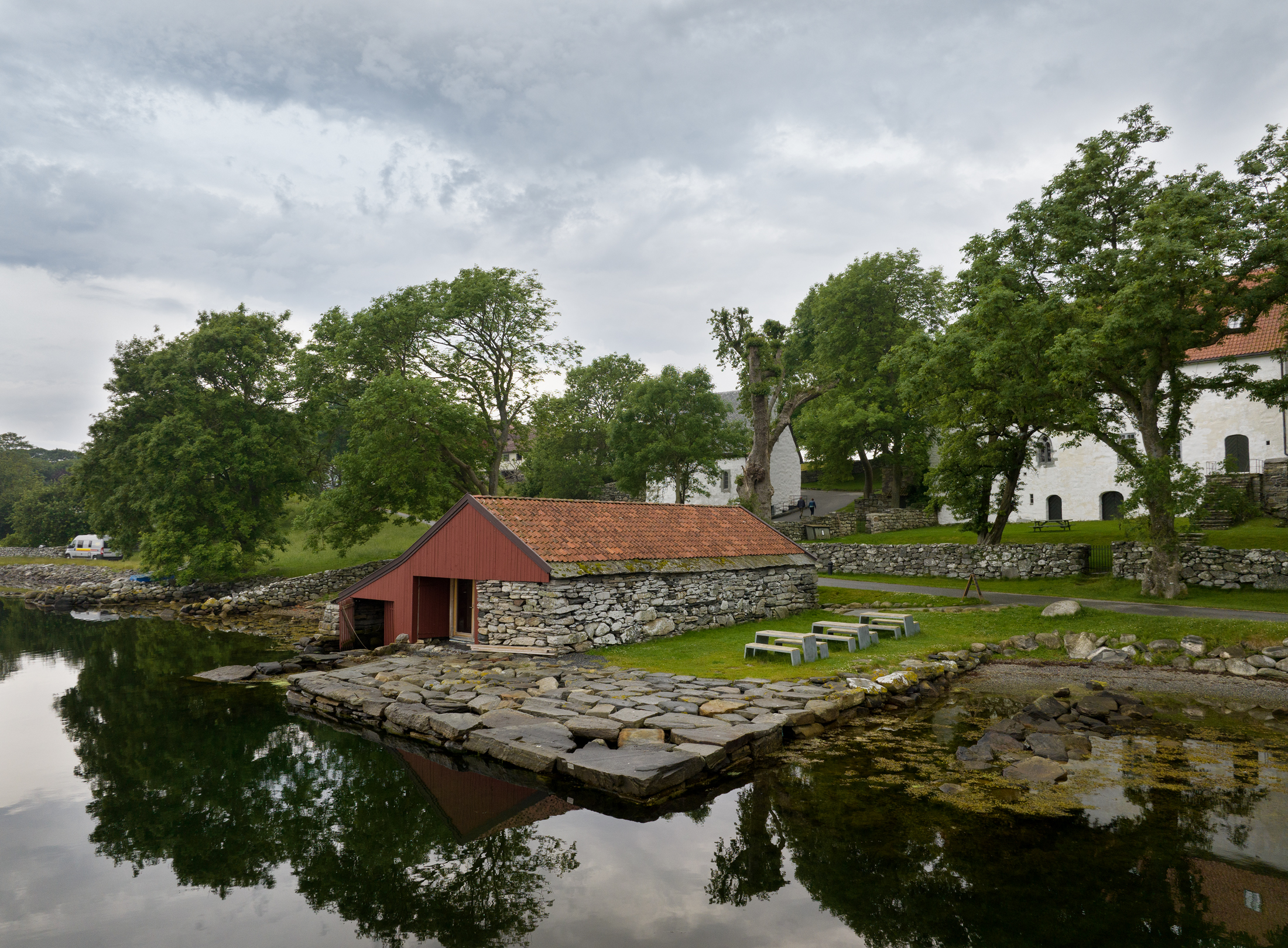 Naust vart gardsbutikk 1