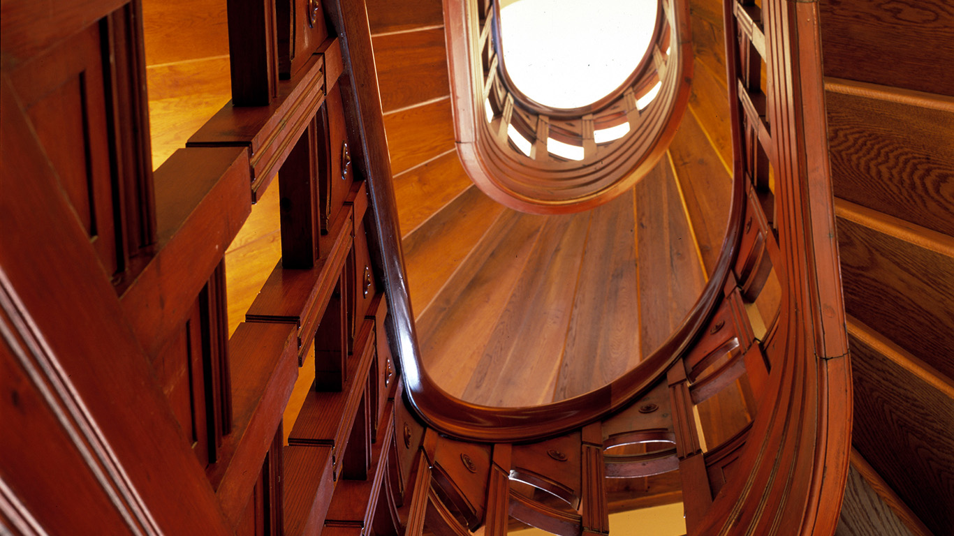 Sikring av historisk svingtrapp 1