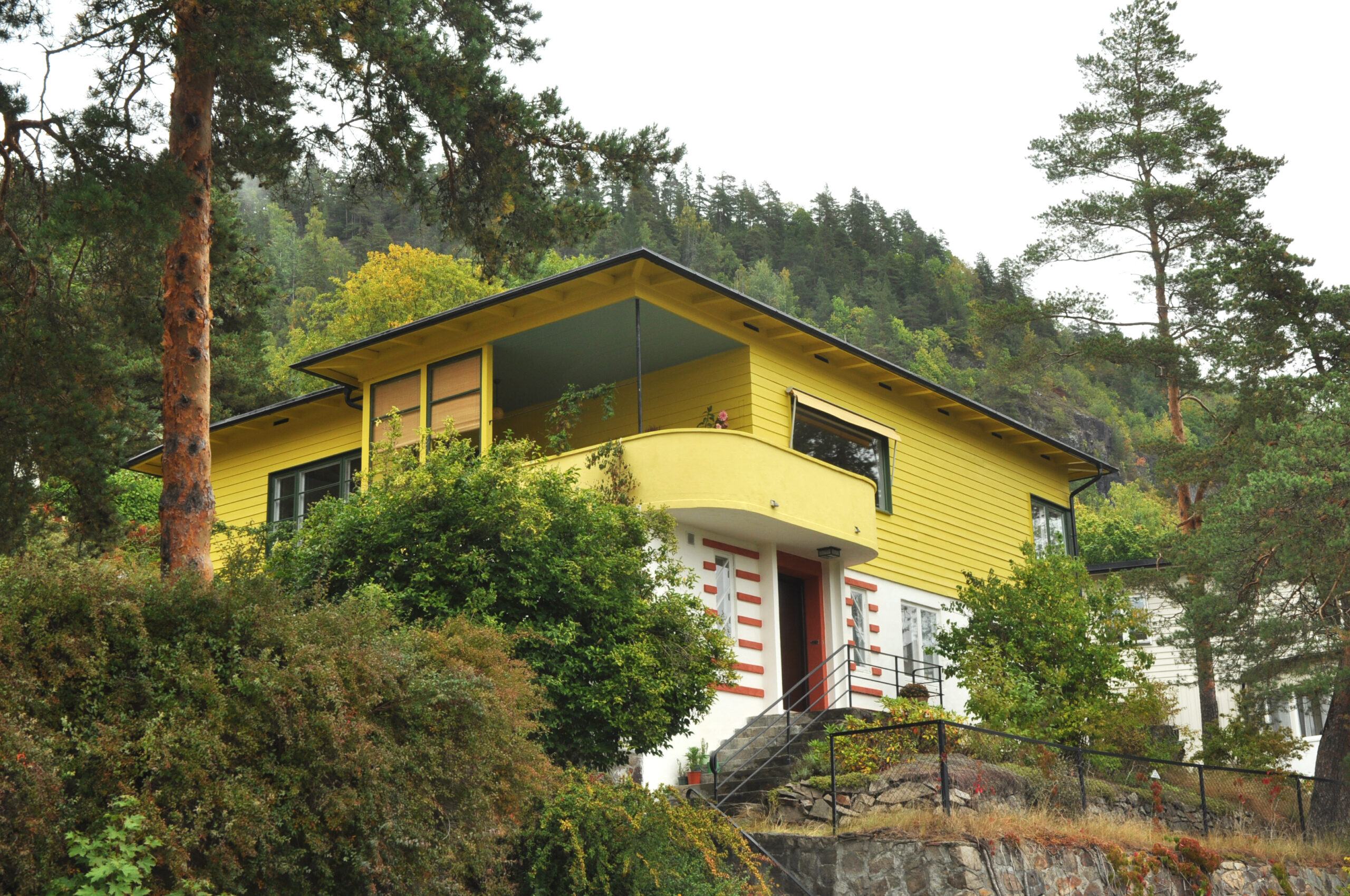 Fargerik funkis - tilbakeføring av Villa Christoffersen 1