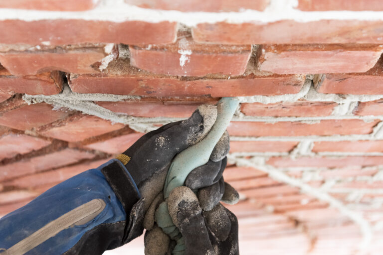 Istandsetting av puss og pølsefuger 8