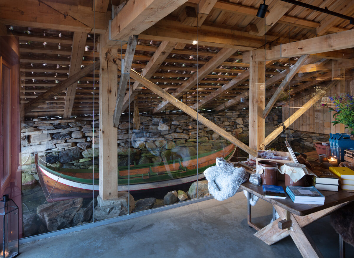 Naust vart gardsbutikk 7