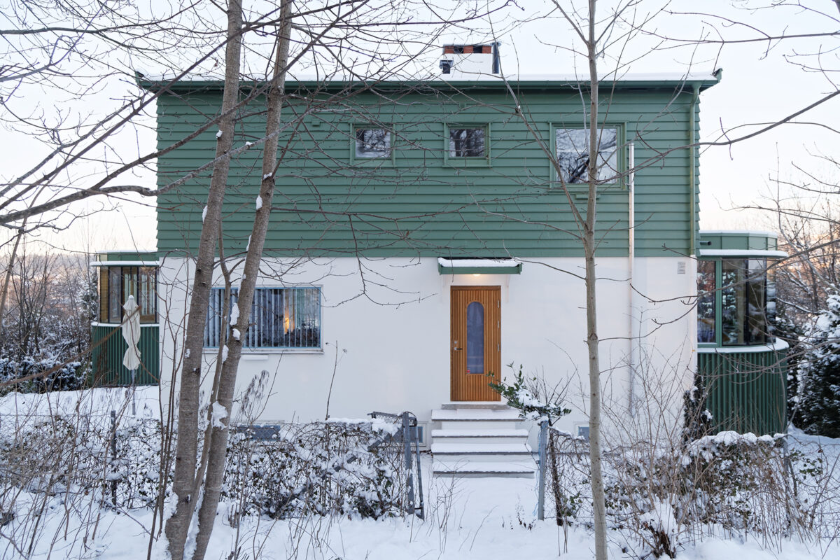 1938 + 2023 = sant 5