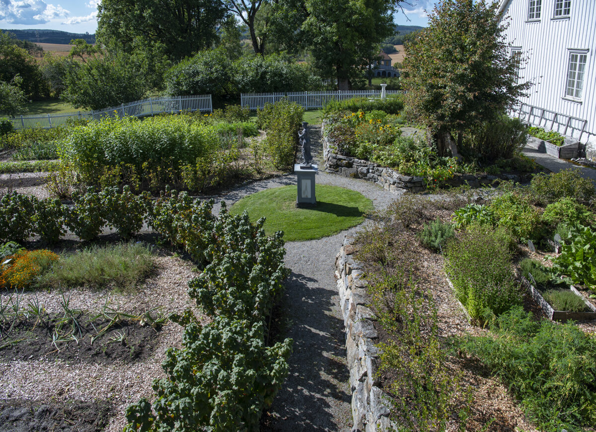 Hage til nytte og pryd 5