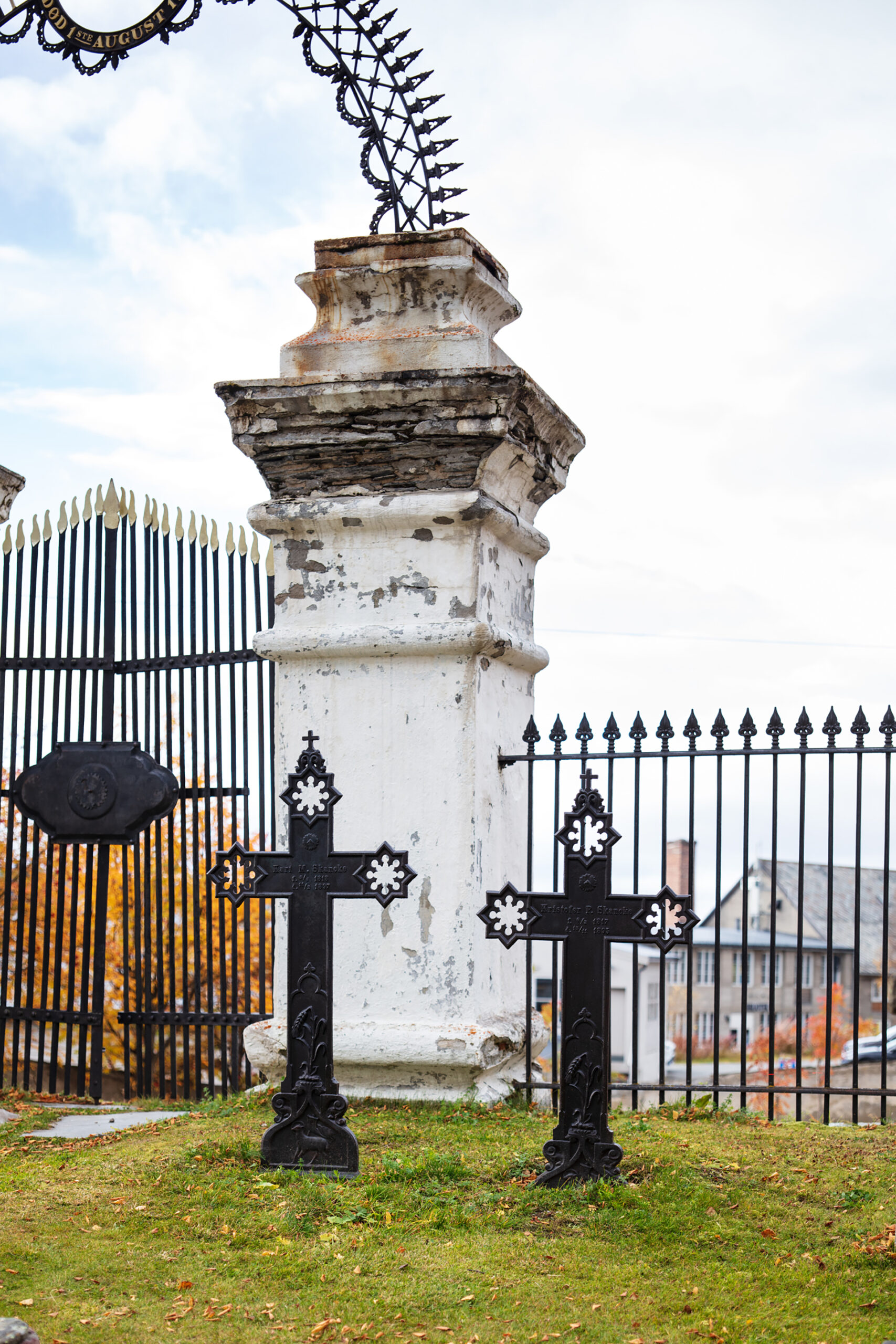 Istandsetting av gravminne i støypejern 7