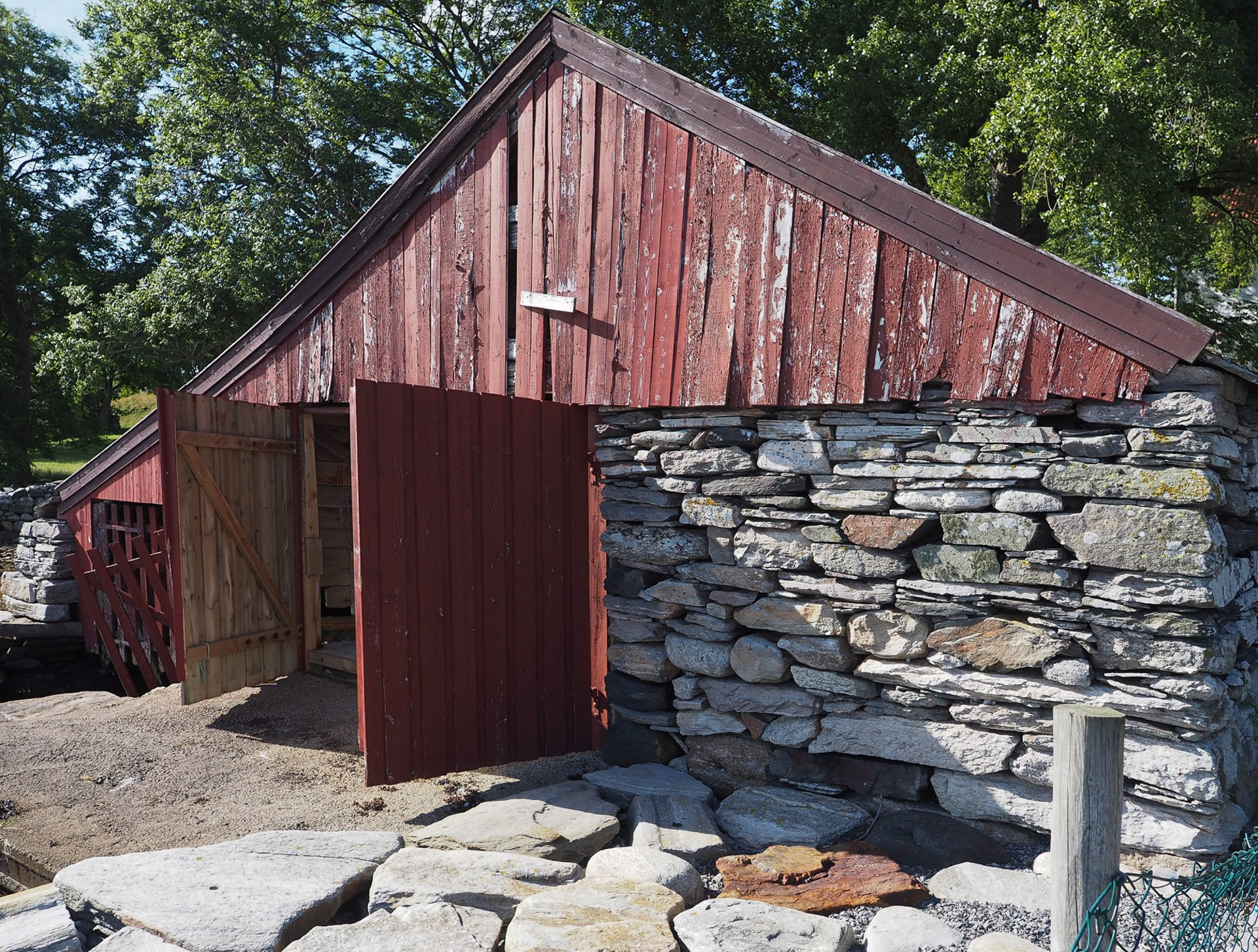 Naust vart gardsbutikk 14