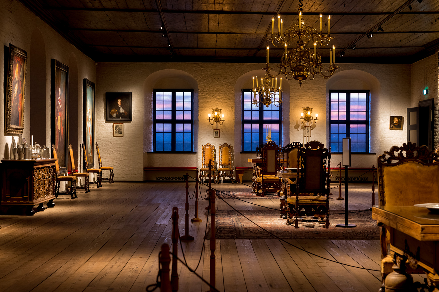 Salene i Akershus slott trer frem i nytt lys 14