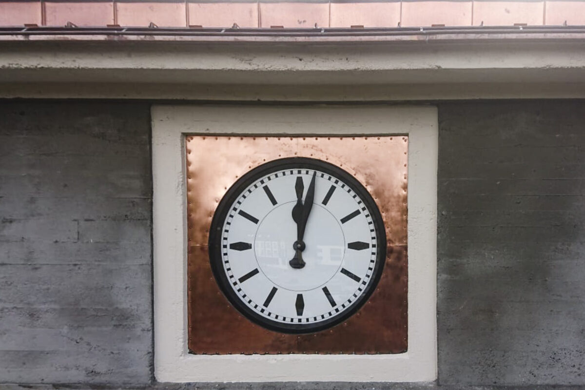 Klokketårn med rett tid 5