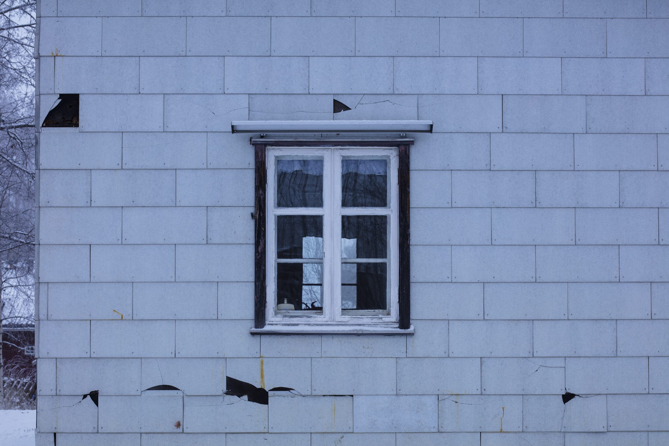 Utskiftning av eternittfasade og etterisolering 1