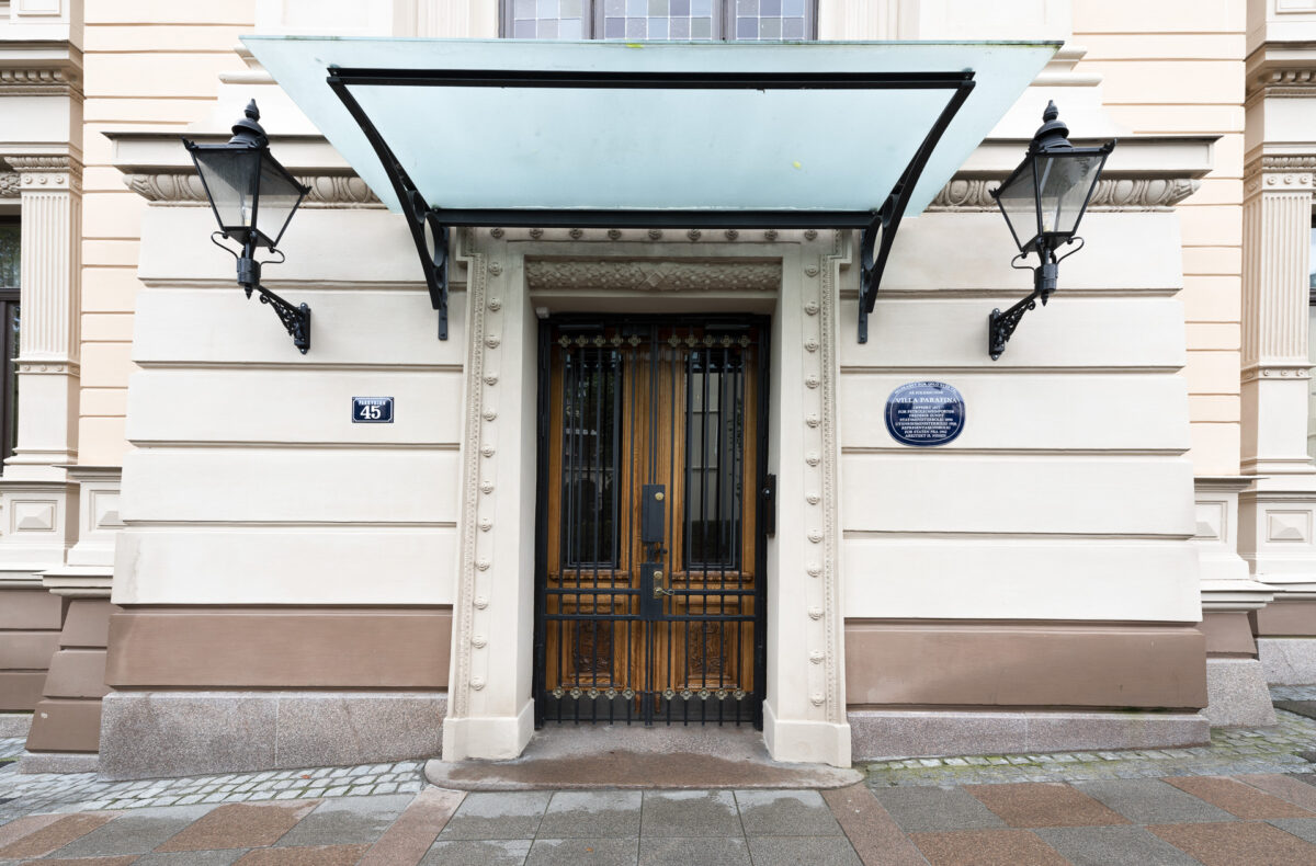 Sikring av hovedinngang 5