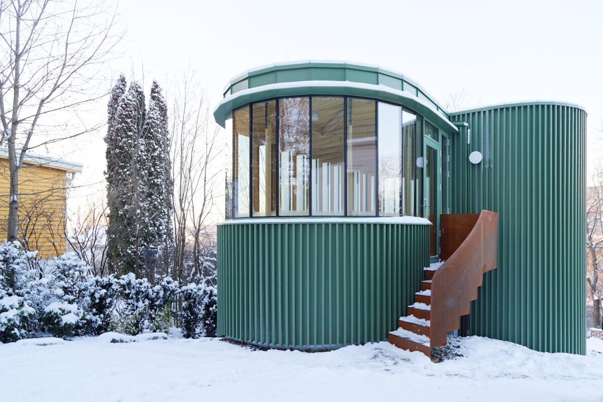 1938 + 2023 = sant 6